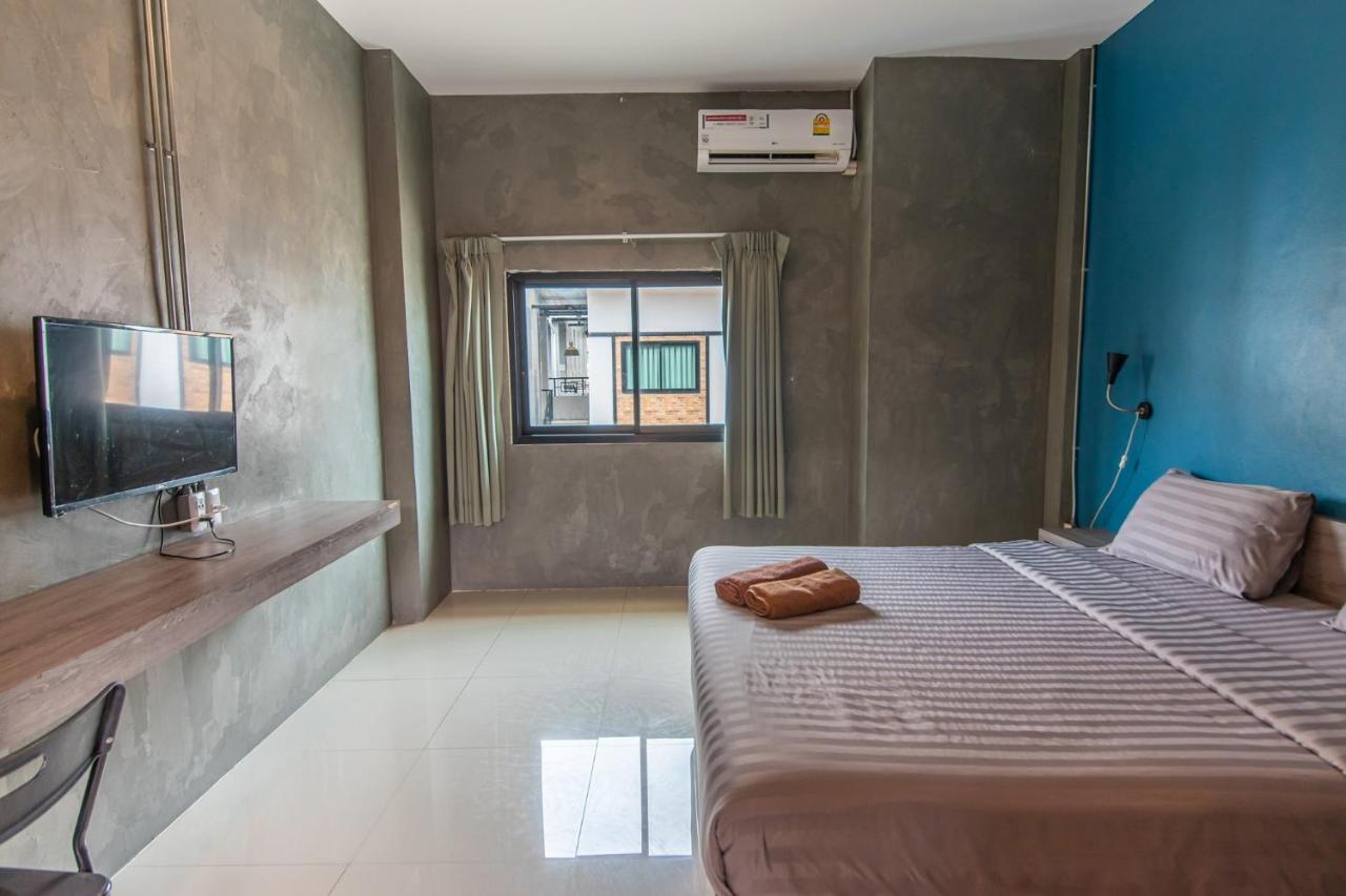 Matini Klong1 Hotel Rangsit Exterior photo
