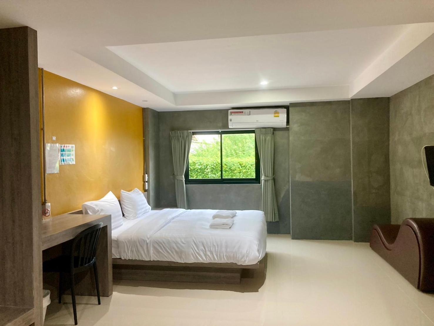 Matini Klong1 Hotel Rangsit Exterior photo