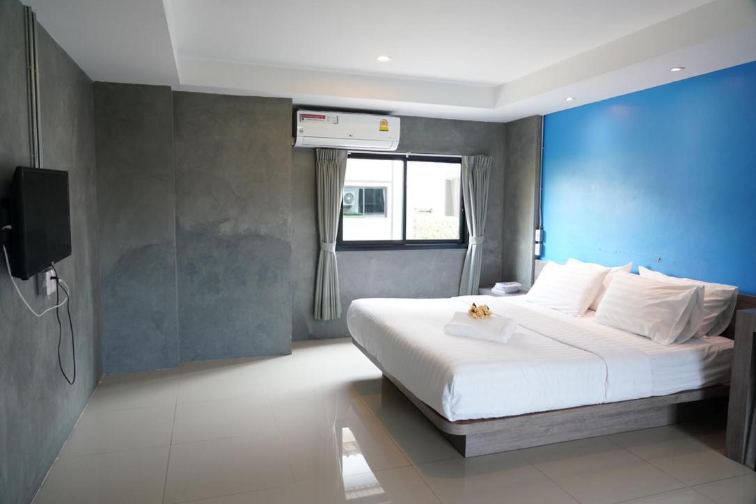 Matini Klong1 Hotel Rangsit Exterior photo